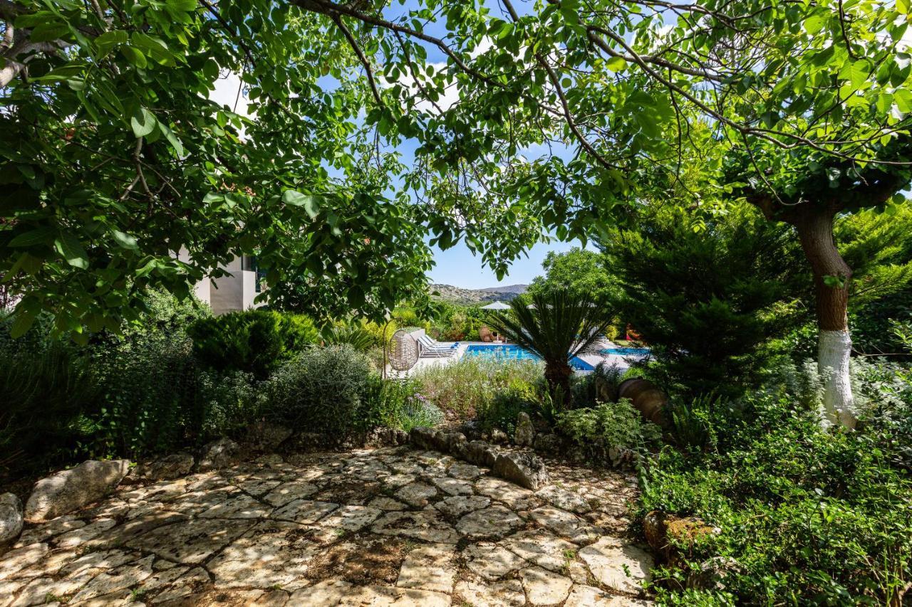 Alonia Villa, Refined Living With 50M2 Private Pool, By Thinkvilla Melidhónion المظهر الخارجي الصورة